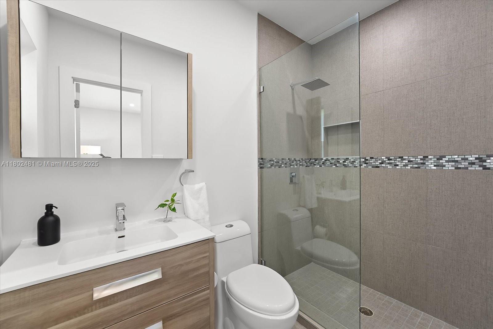 AMD PLAT OF SUNSET LAKE S - Residential