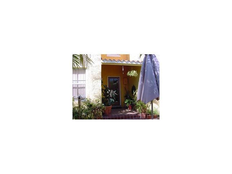 VILLA MANAROLA - Residential Lease