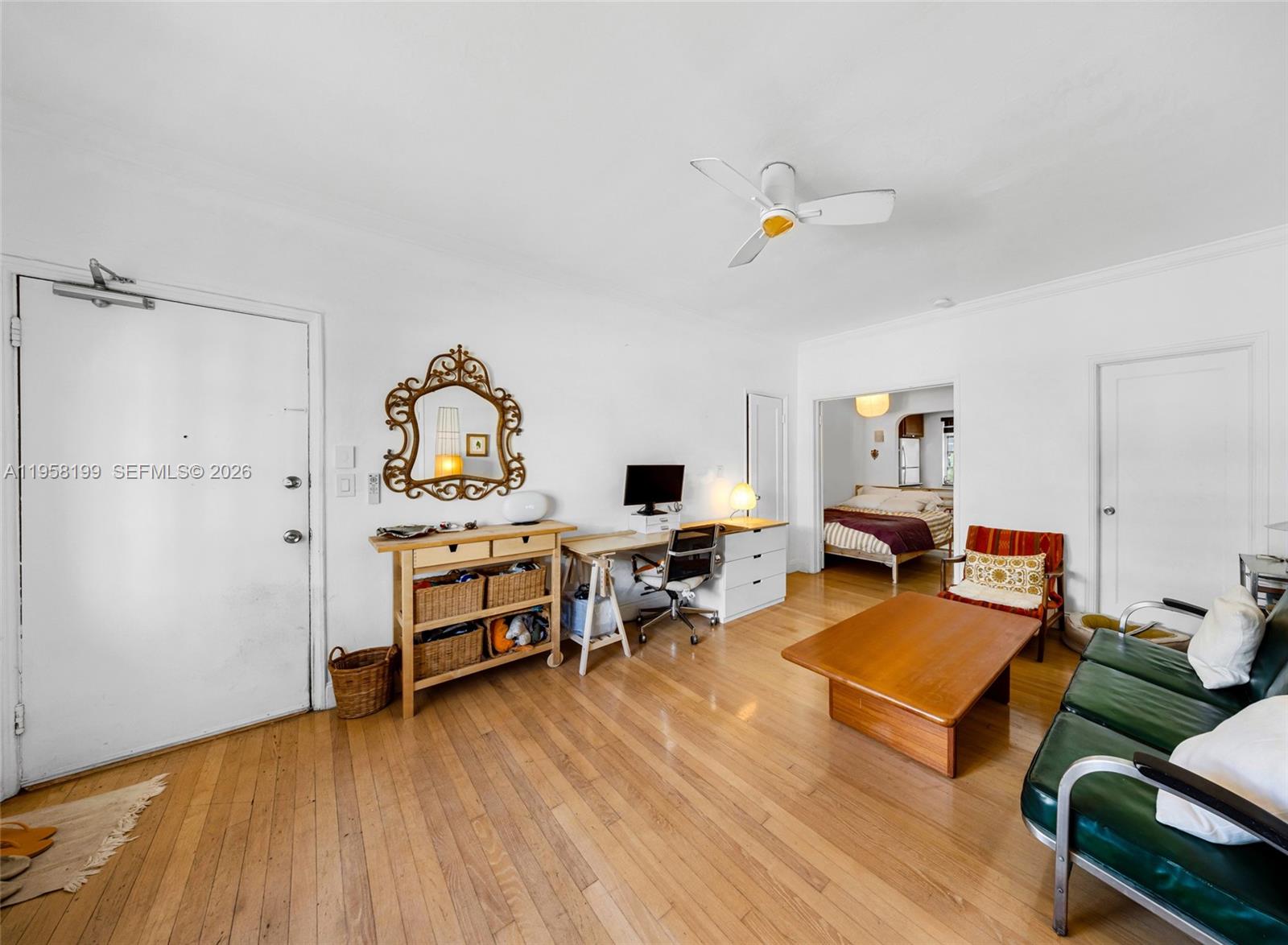 THE VINTAGE EAST CONDO - Residential