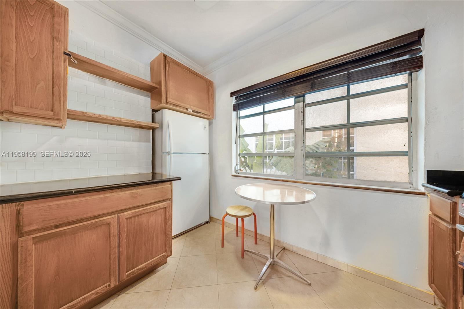 THE VINTAGE EAST CONDO - Residential