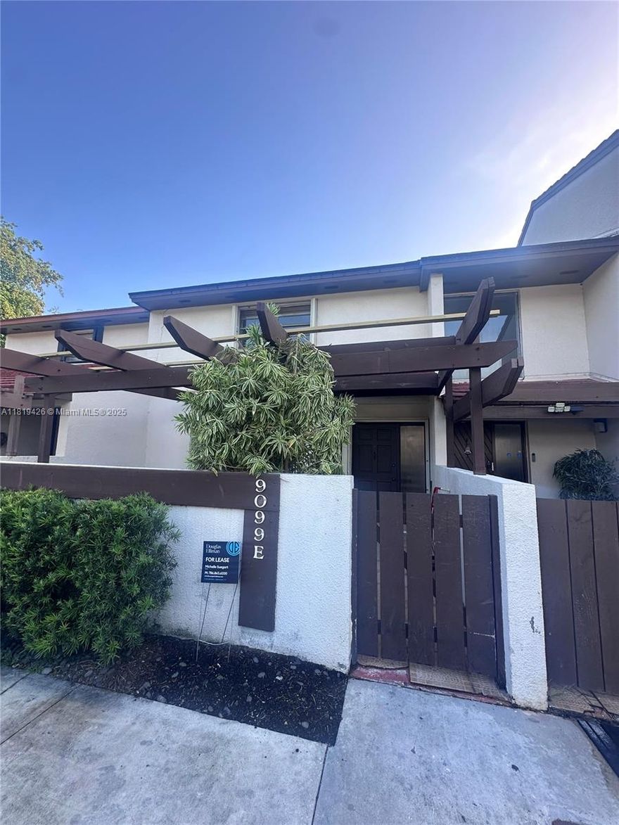 Move-in ready and fully renovated 3BR/2.5BA townhouse located in a beautifully maintained gated community! This spacious home features a bright, open layout with a large kitchen and dining area—perfect for entertaining. The updated kitchen includes brand new cabinetry, stainless steel appliances, and ample counter space. Freshly painted throughout with modern finishes. Two designated parking spaces. Large covered terrace.