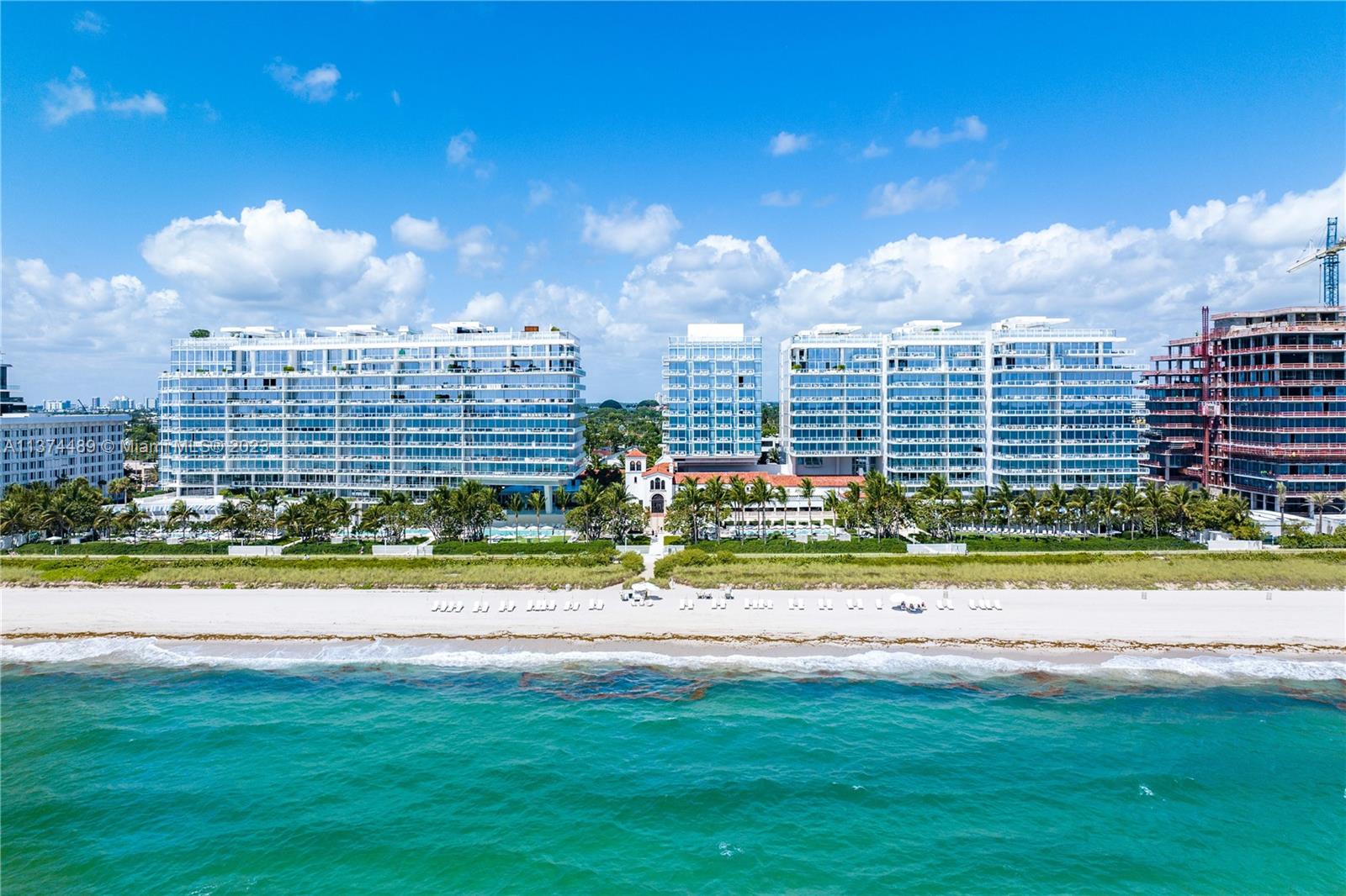 SURF CLUB CONDO - Residential