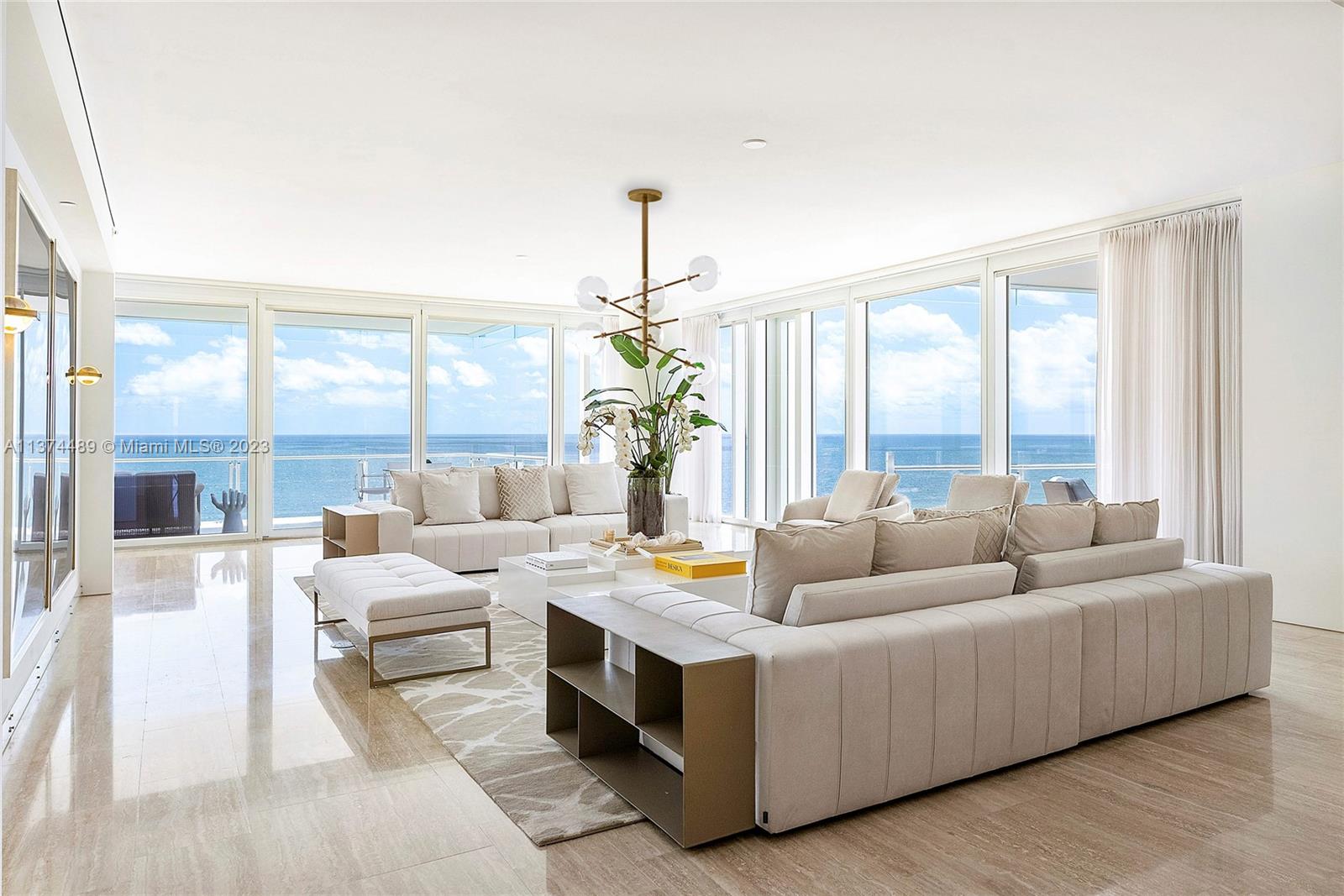 SURF CLUB CONDO - Residential