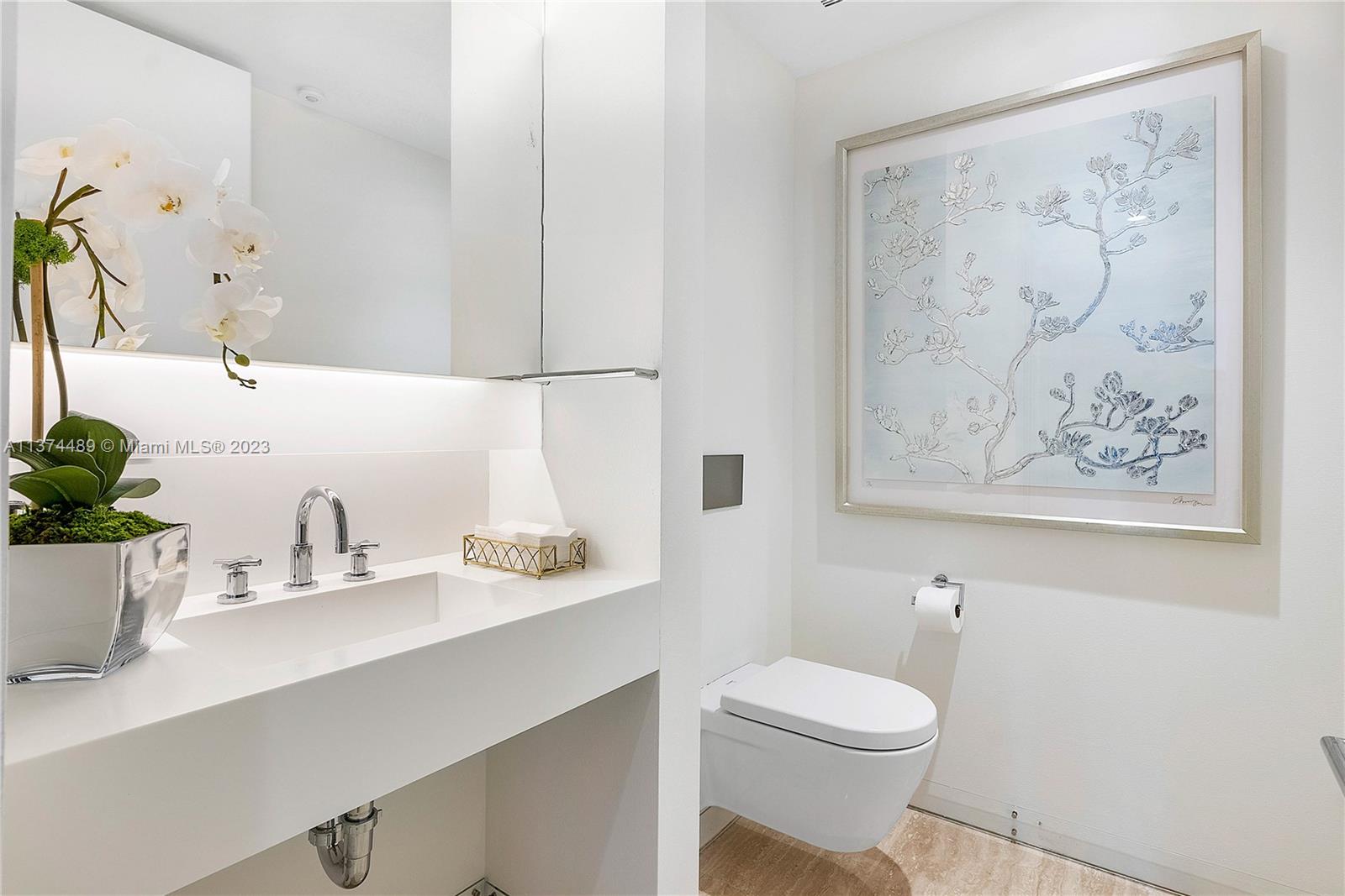 SURF CLUB CONDO - Residential