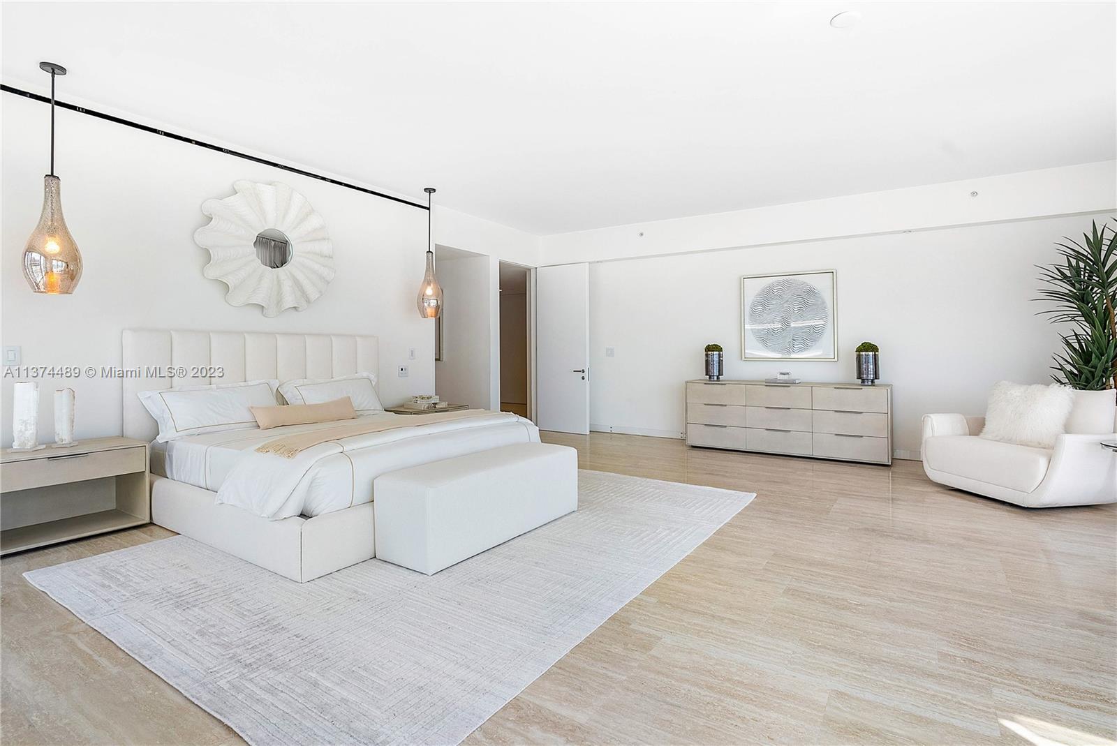 SURF CLUB CONDO - Residential