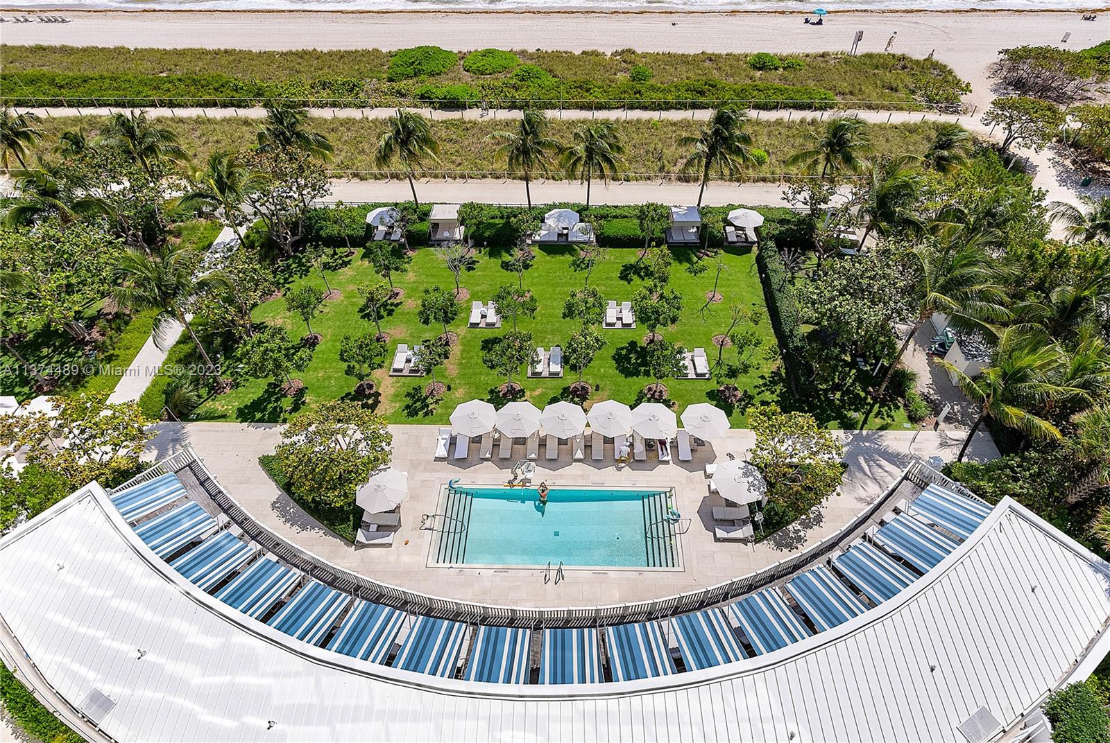 SURF CLUB CONDO - Residential