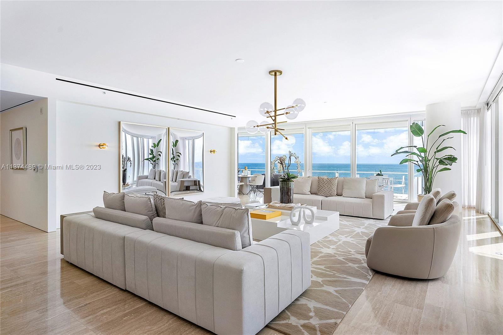 SURF CLUB CONDO - Residential