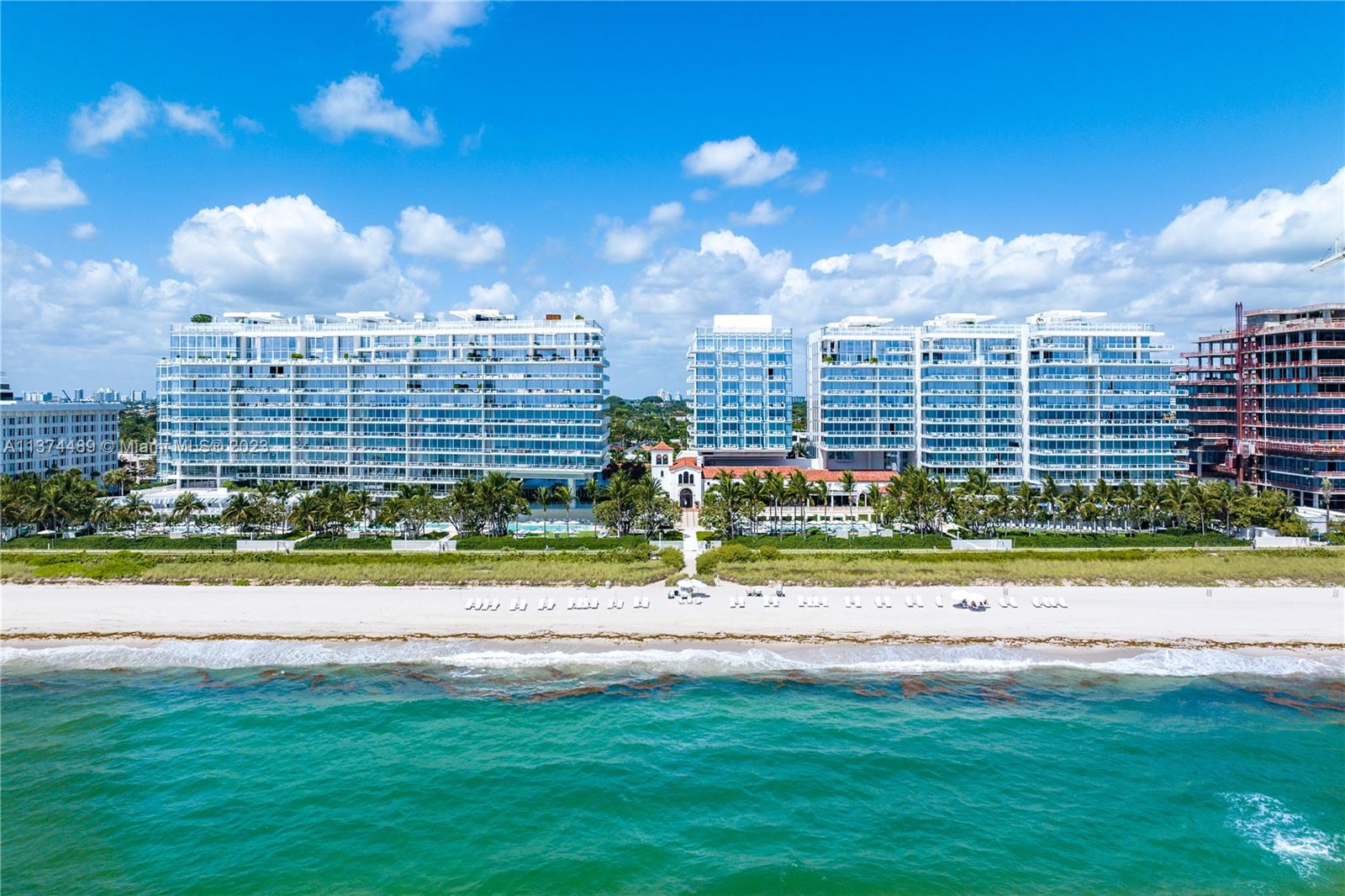 SURF CLUB CONDO - Residential
