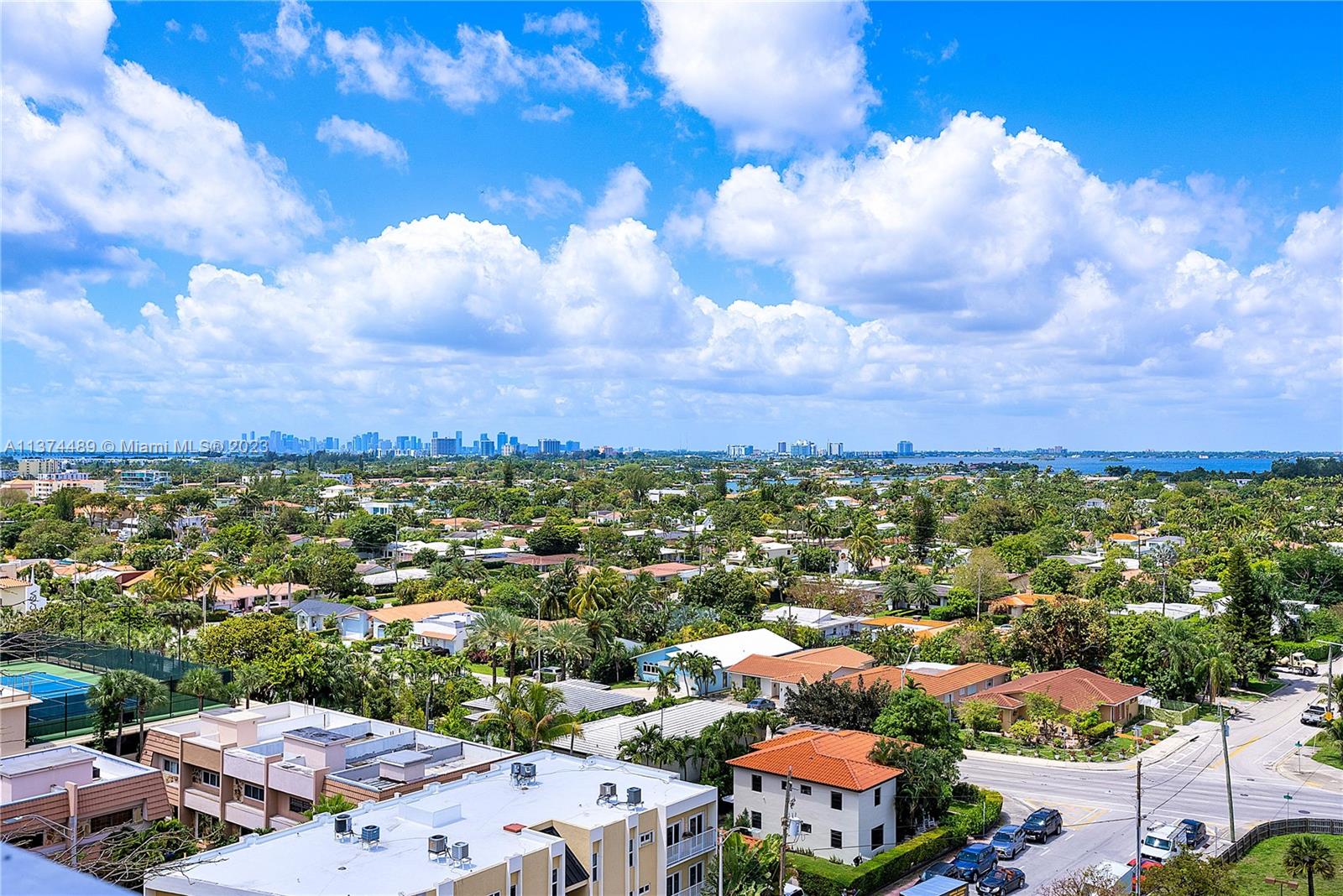 SURF CLUB CONDO - Residential