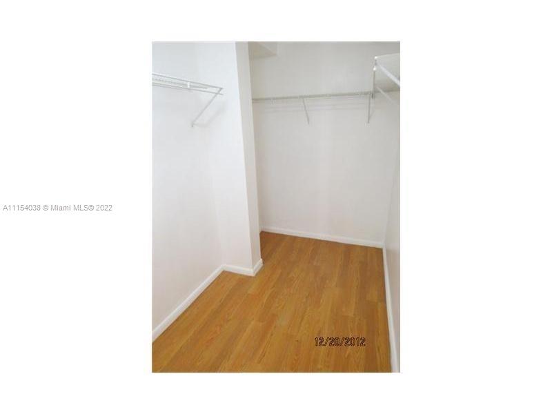 THE VINTAGE CONDO - Residential