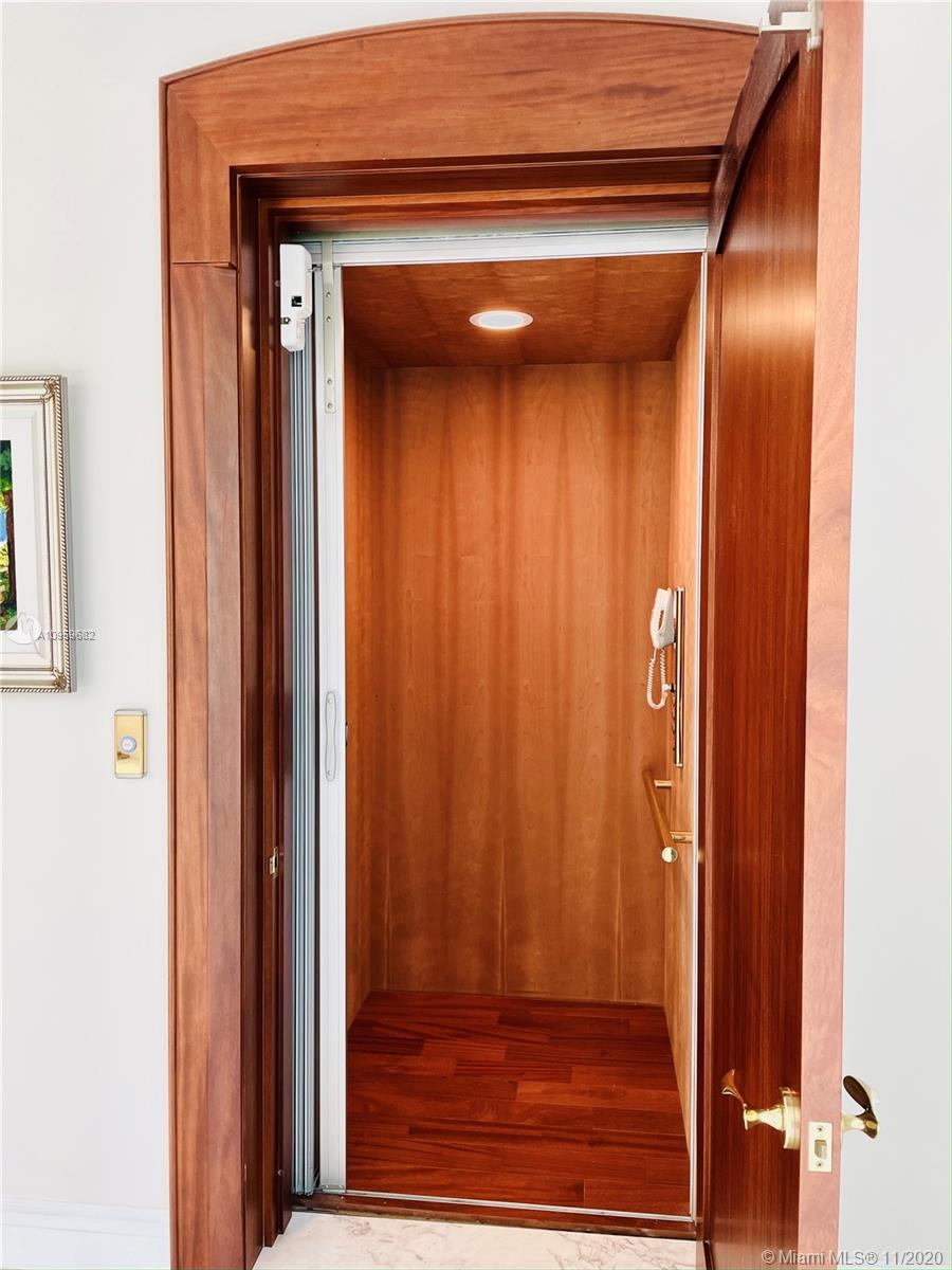 HELMS COUNTRY ESTATES RE- - Residential