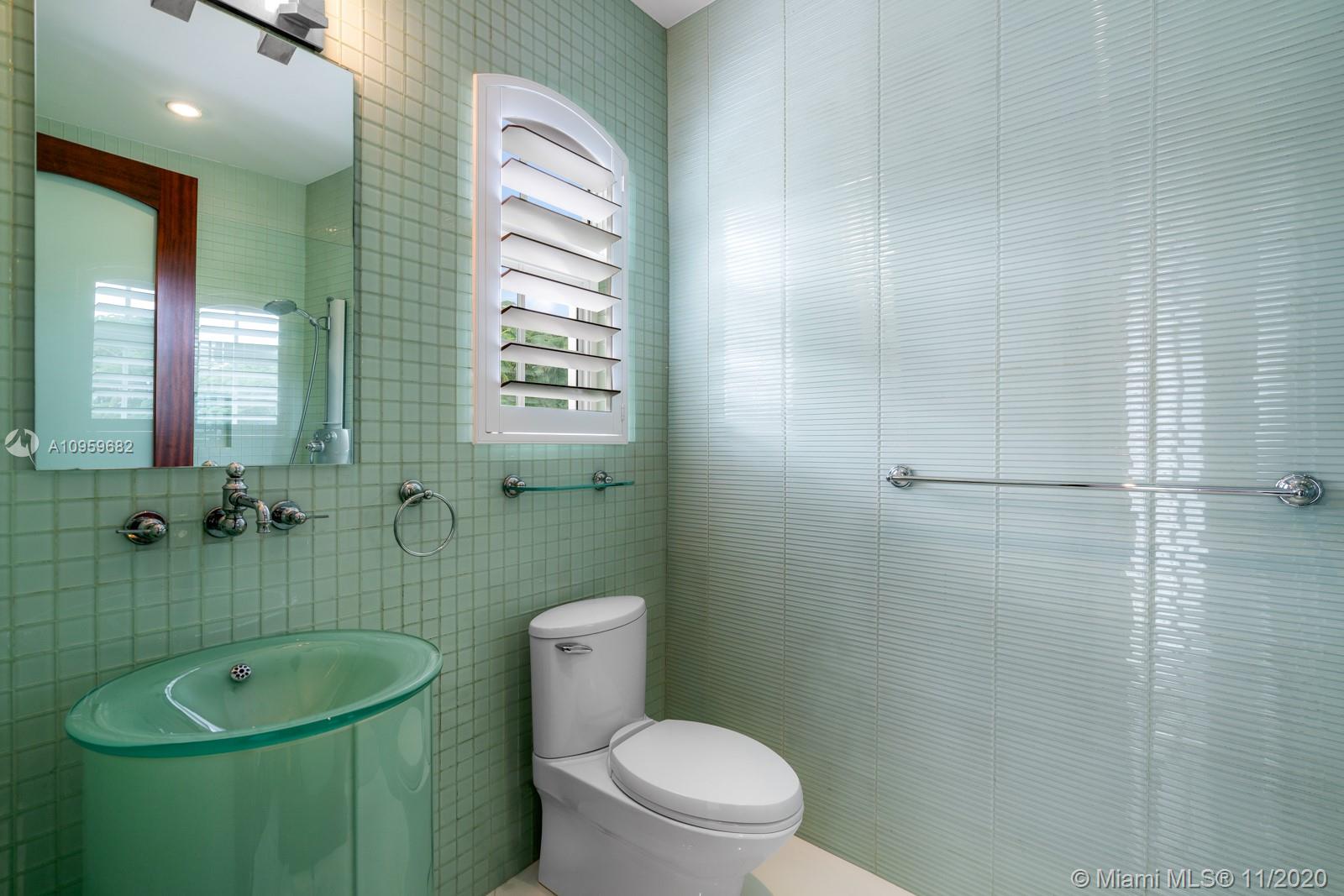 HELMS COUNTRY ESTATES RE- - Residential