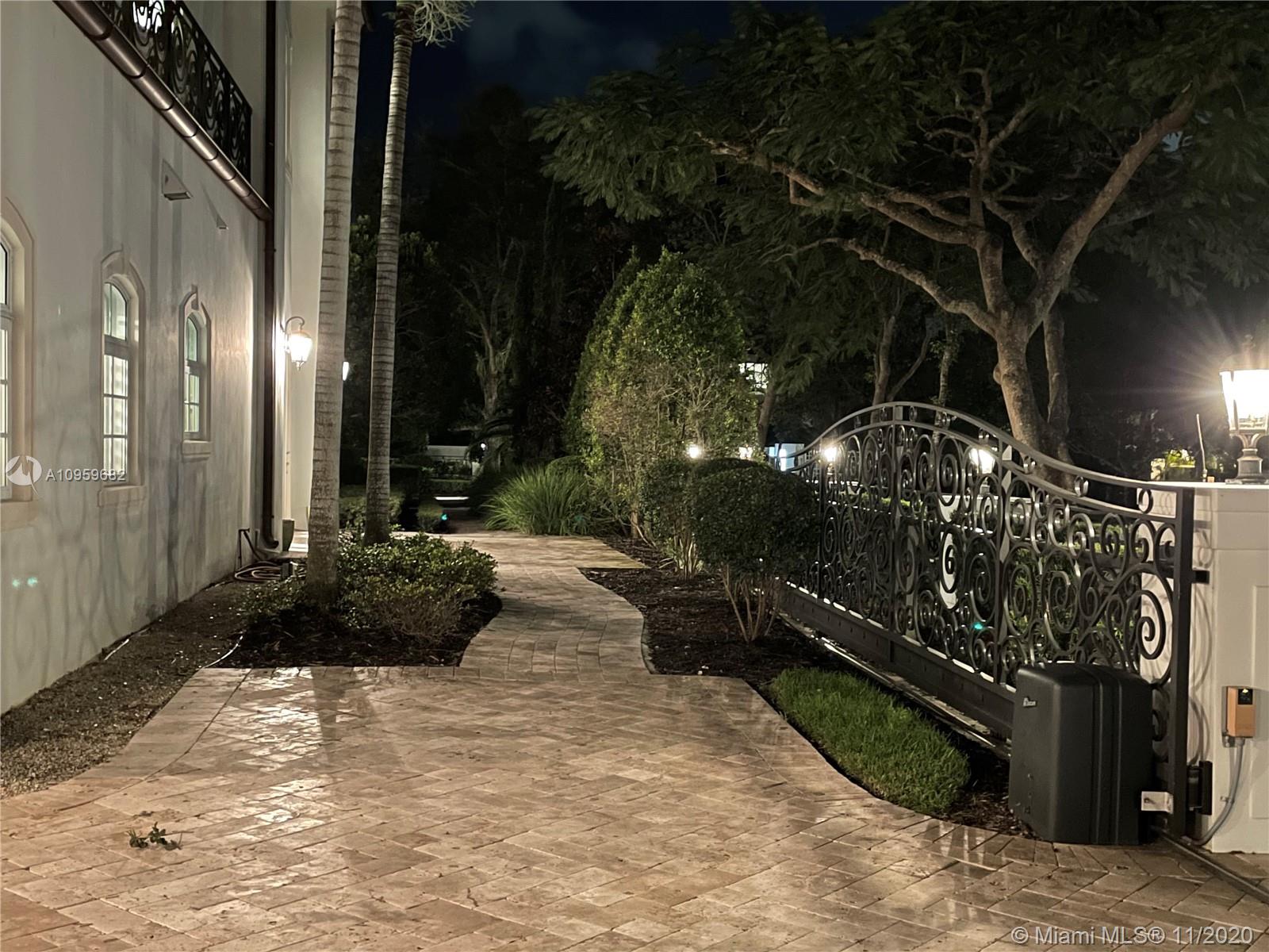 HELMS COUNTRY ESTATES RE- - Residential