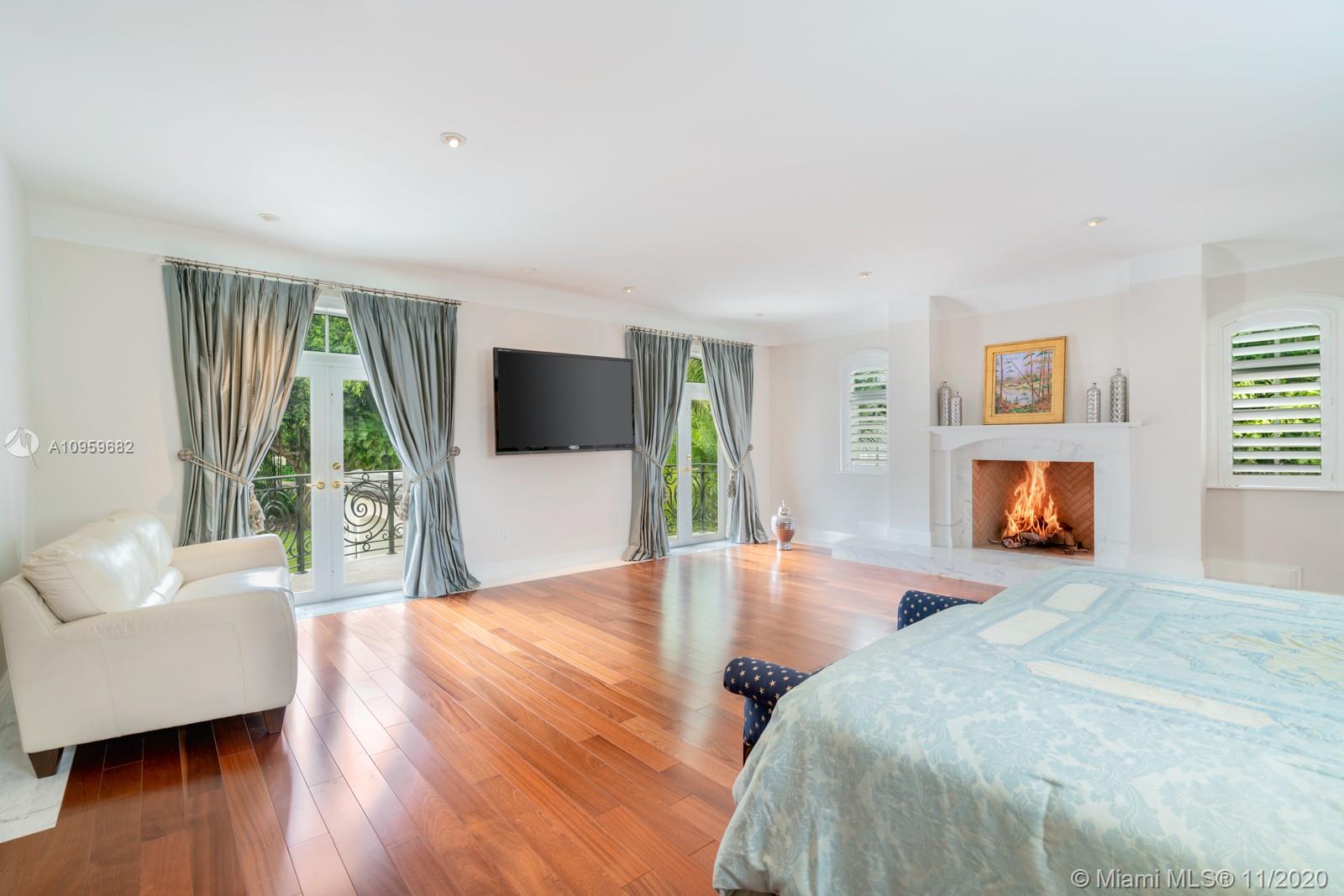 HELMS COUNTRY ESTATES RE- - Residential