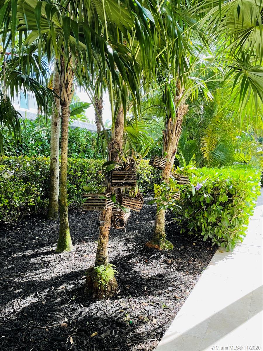 HELMS COUNTRY ESTATES RE- - Residential