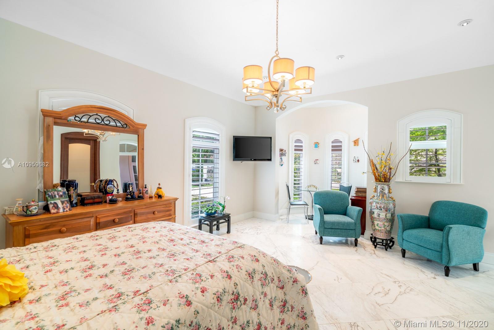 HELMS COUNTRY ESTATES RE- - Residential