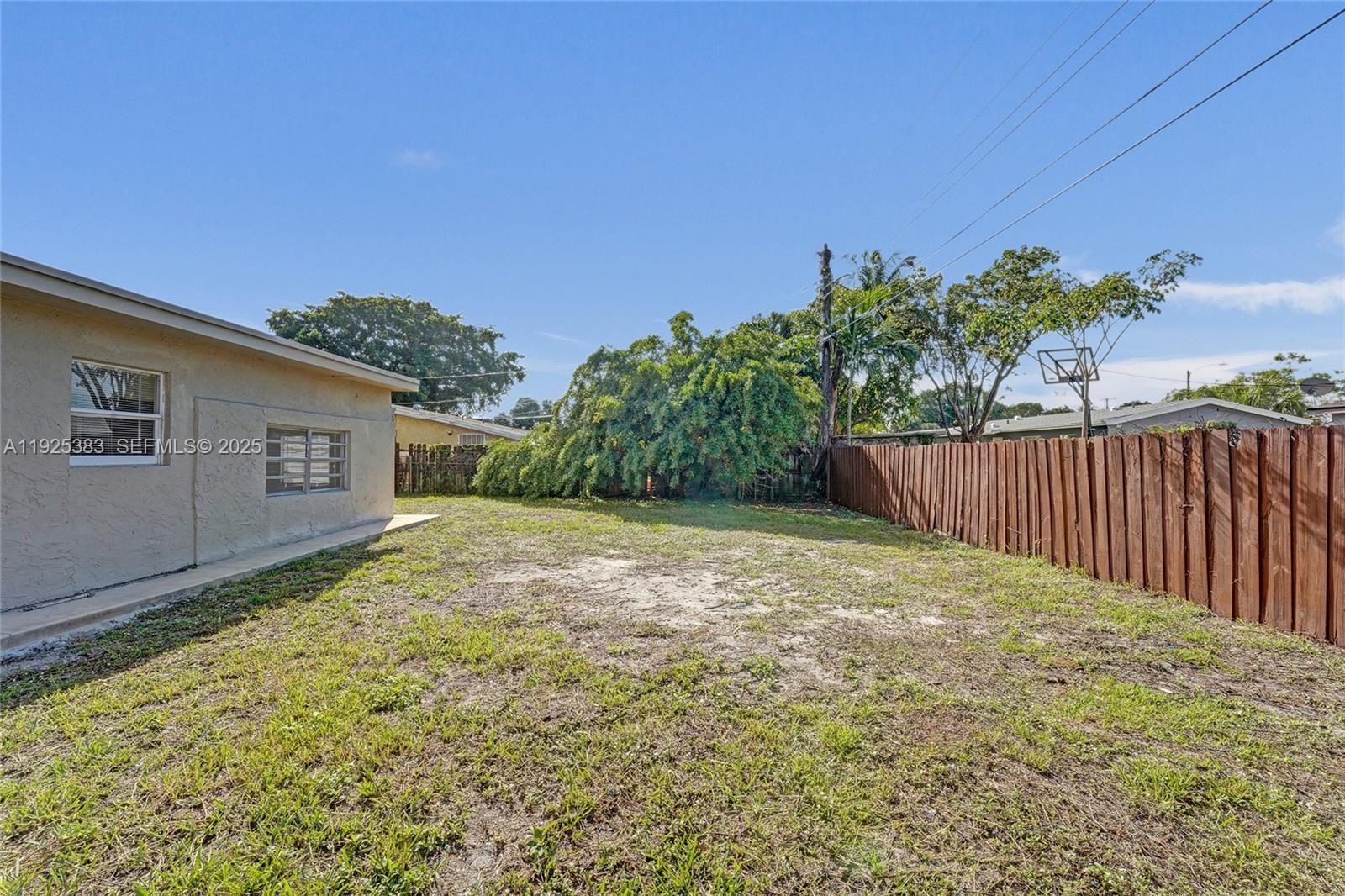 WESTWOOD PARK SEC 3 - Residential Lease