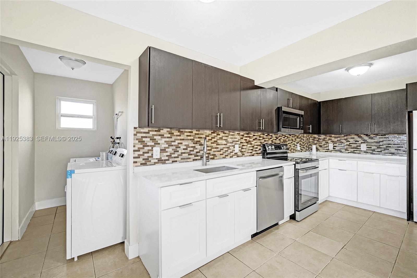 WESTWOOD PARK SEC 3 - Residential Lease