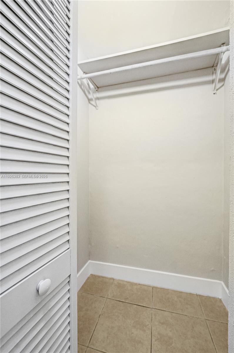 WESTWOOD PARK SEC 3 - Residential Lease