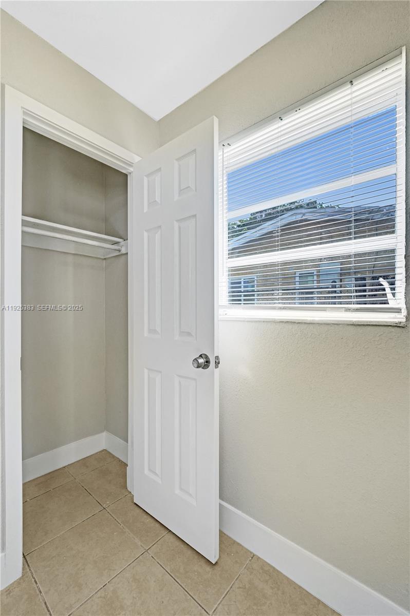 WESTWOOD PARK SEC 3 - Residential Lease