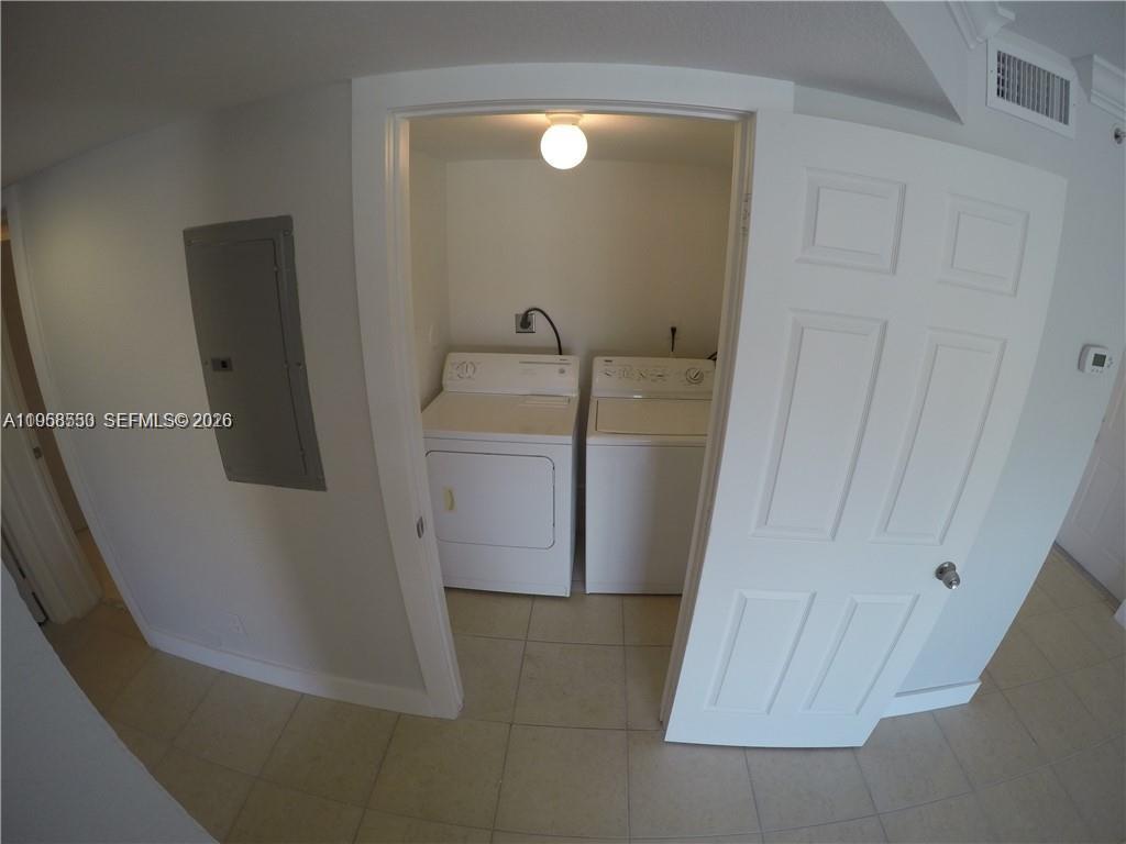 CUTLER LAKES CONDO - Residential Lease