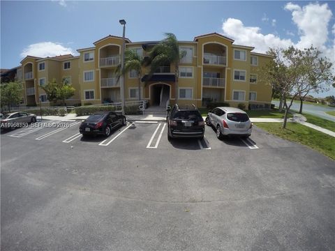 21150 SW 87th Ave 205 Cutler Bay FL 33189
