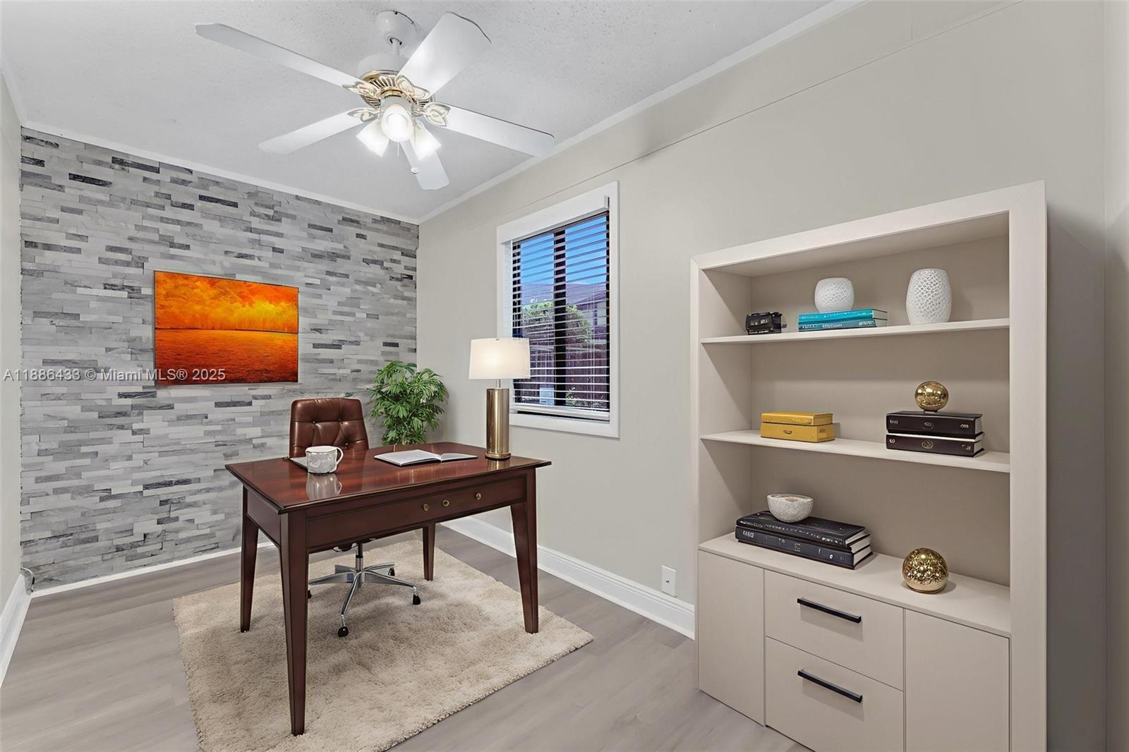 SPRINGTREE LAKES - Residential