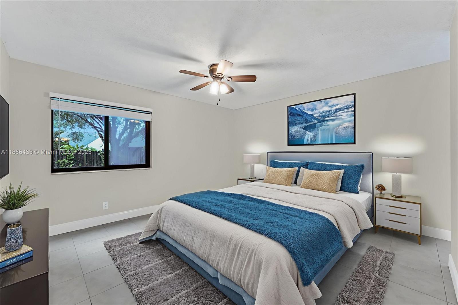 SPRINGTREE LAKES - Residential