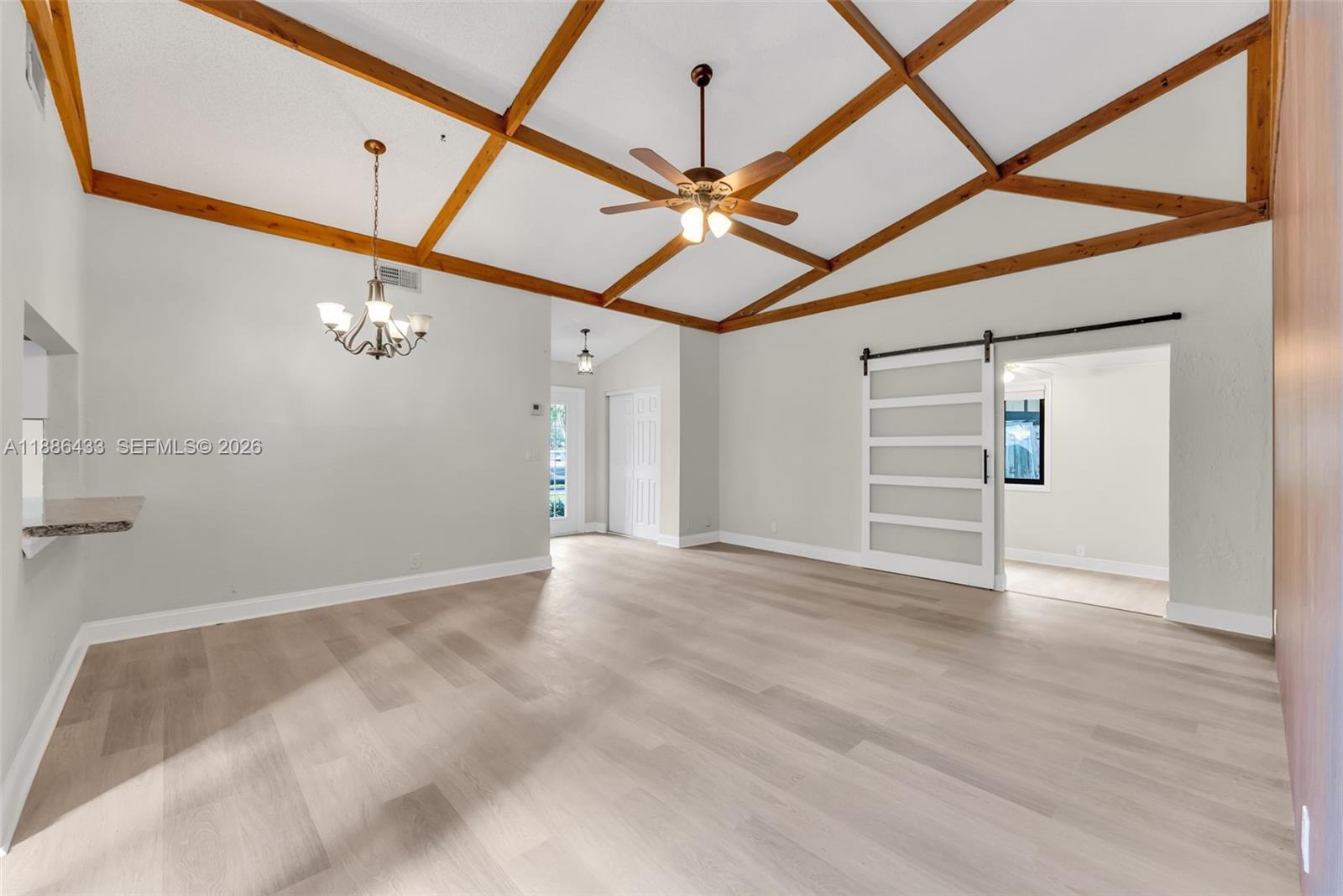 SPRINGTREE LAKES - Residential