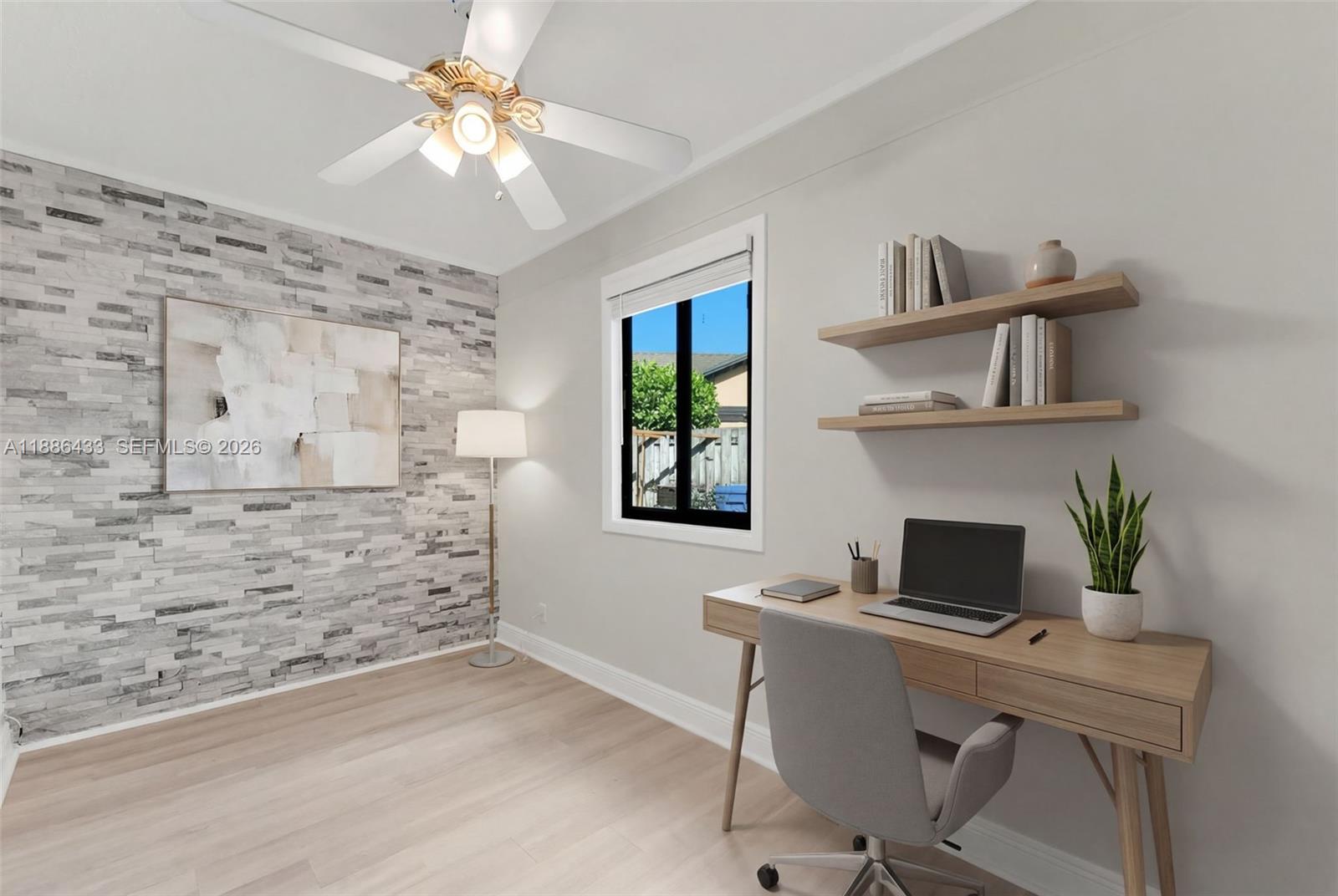 SPRINGTREE LAKES - Residential