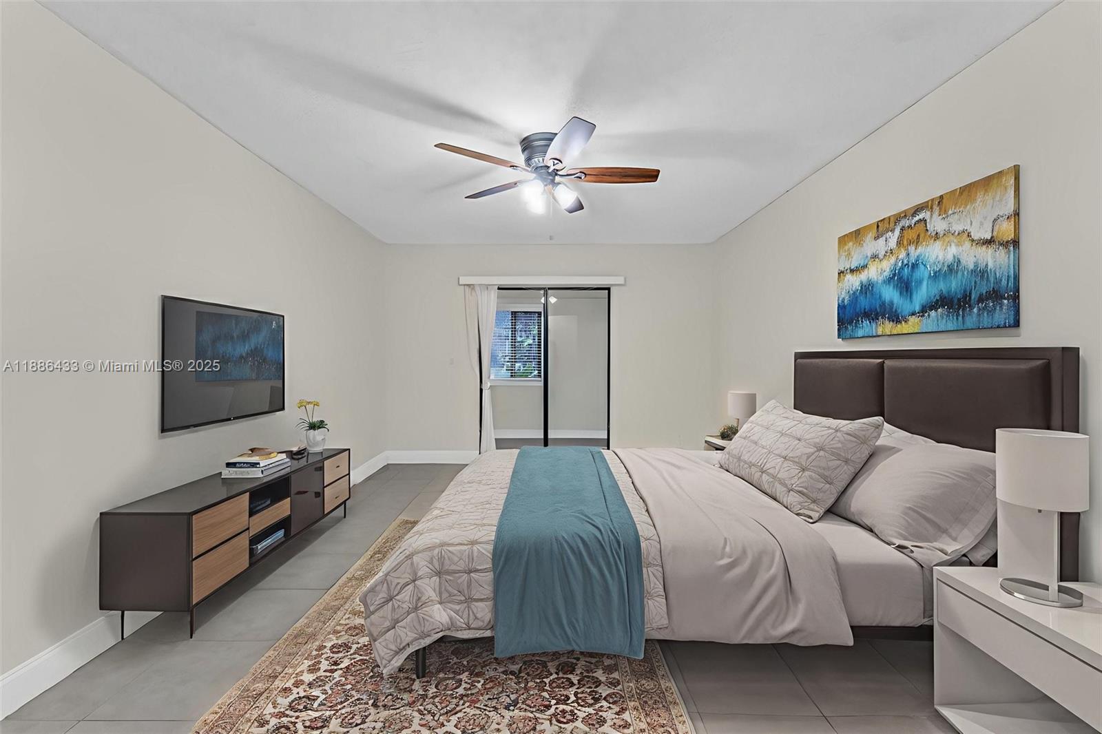 SPRINGTREE LAKES - Residential