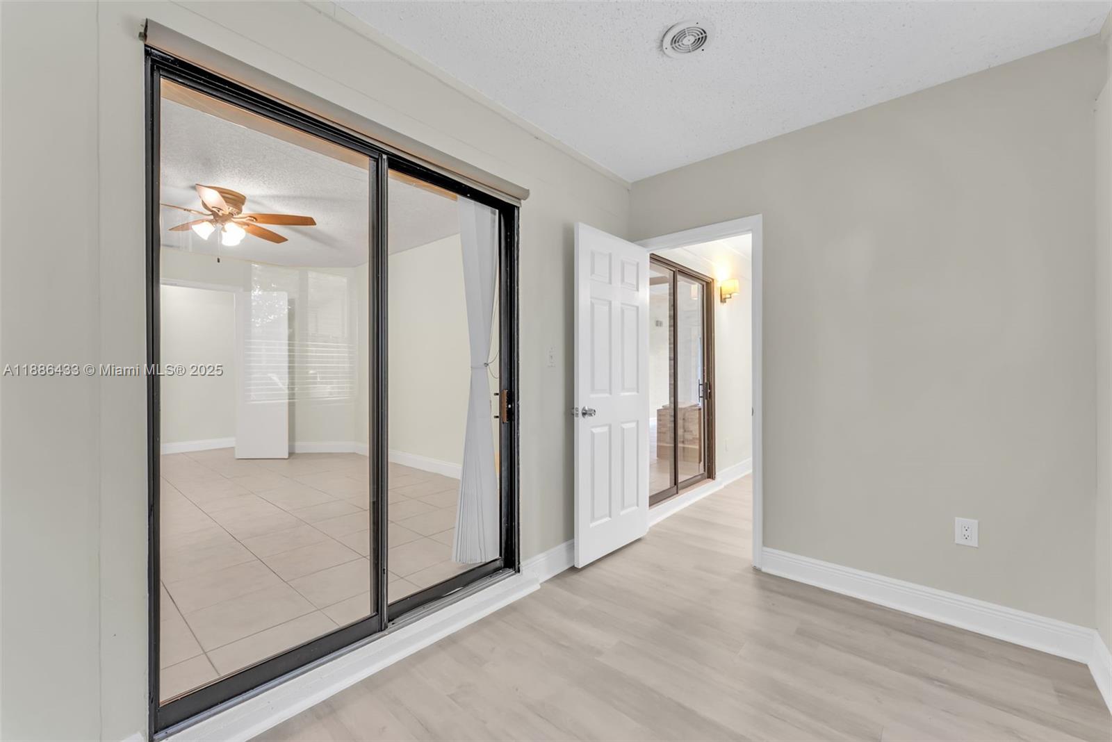 SPRINGTREE LAKES - Residential