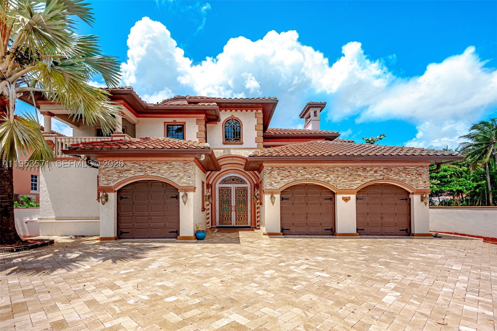674 Ocean Blvd