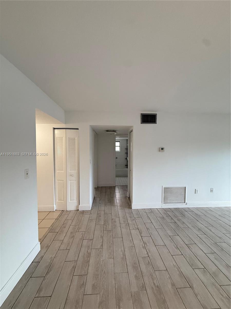 NOB HILL WEST CONDO - Residential