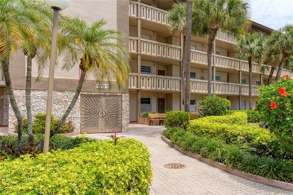 Photo of 1701 Andros Isle #F1, Coconut Creek, FL 33066 (MLS # A12012622)