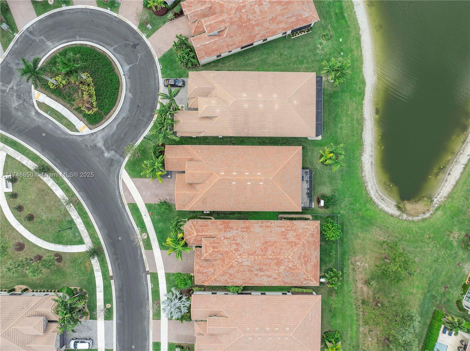 PARKLAND ROYALE - Residential