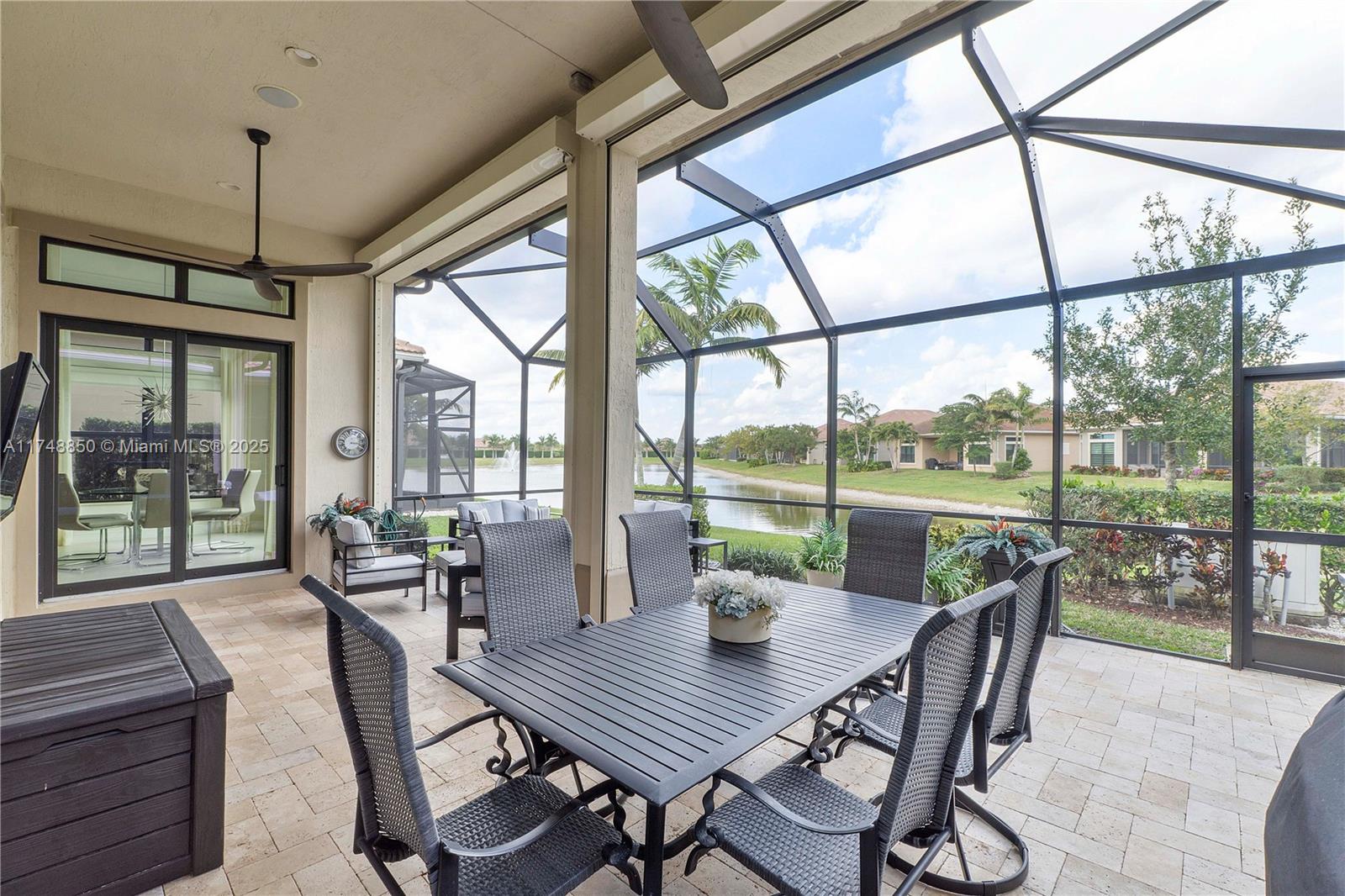 PARKLAND ROYALE - Residential