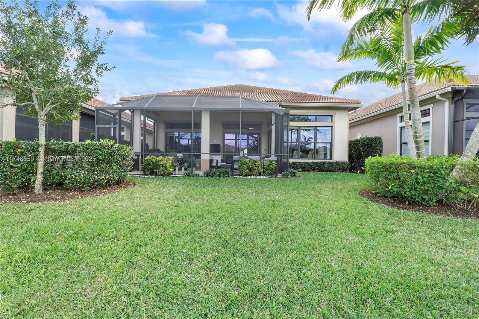 PARKLAND ROYALE - Residential
