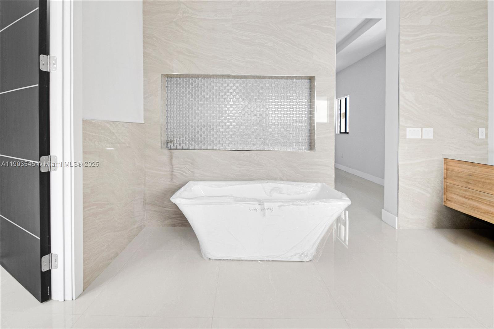 SWEETWATER ESTS SUB - Residential