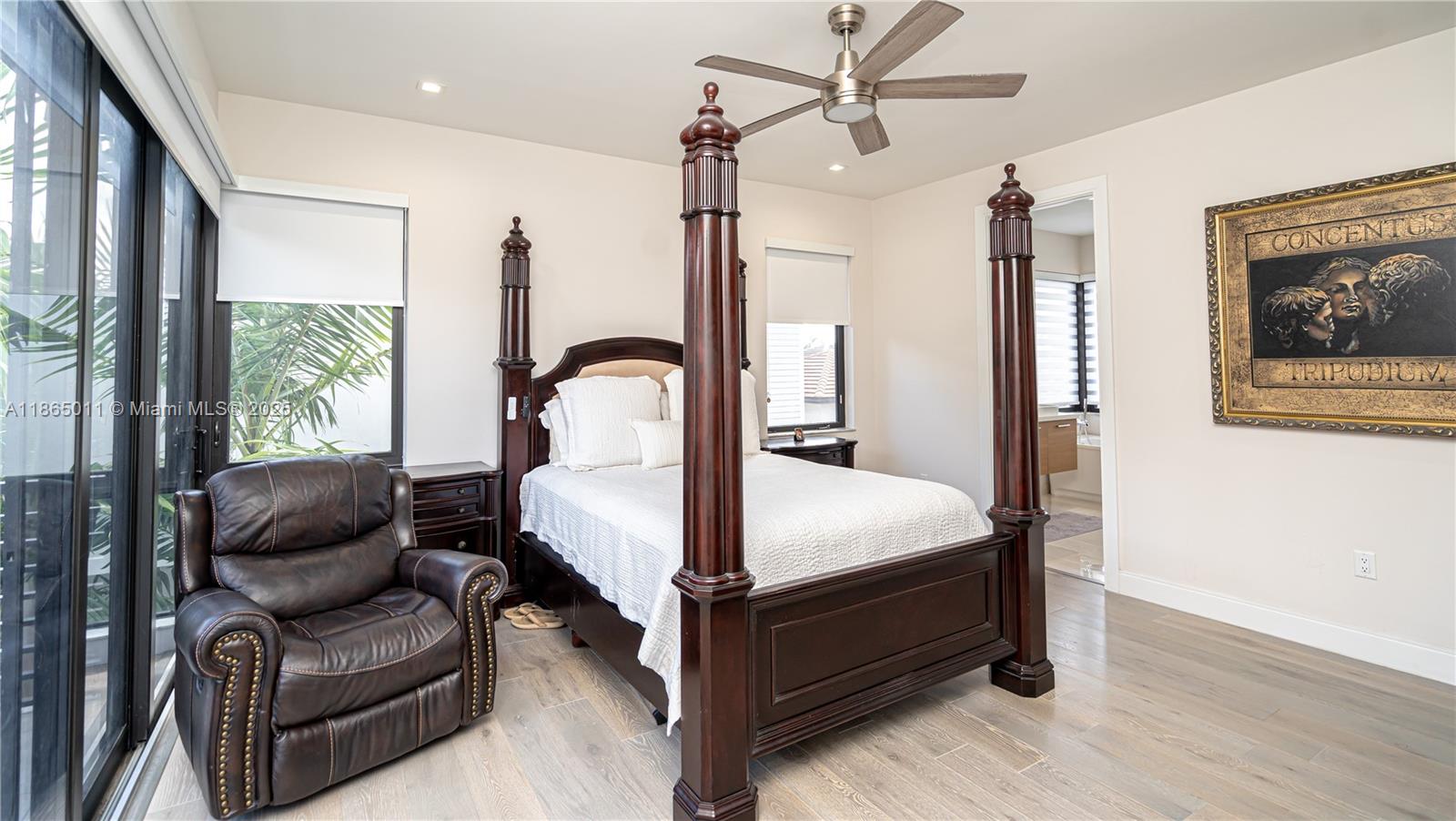 DOWNTOWN DORAL SOUTH PHAS - Residential