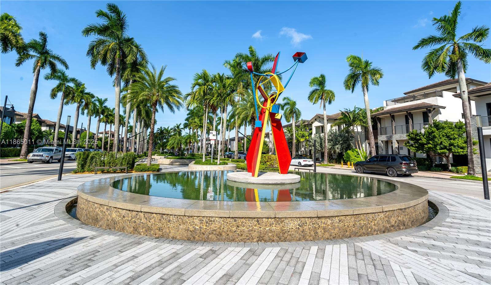 DOWNTOWN DORAL SOUTH PHAS - Residential