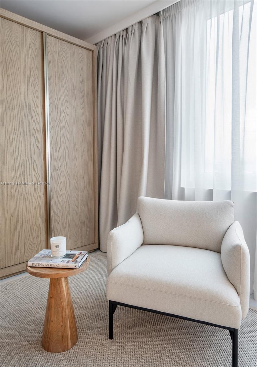 RONEY PALACE CONDO - Residential