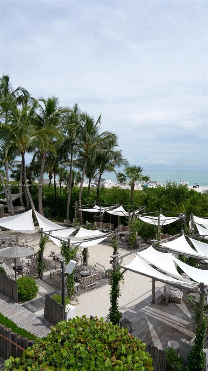 RONEY PALACE CONDO - Residential