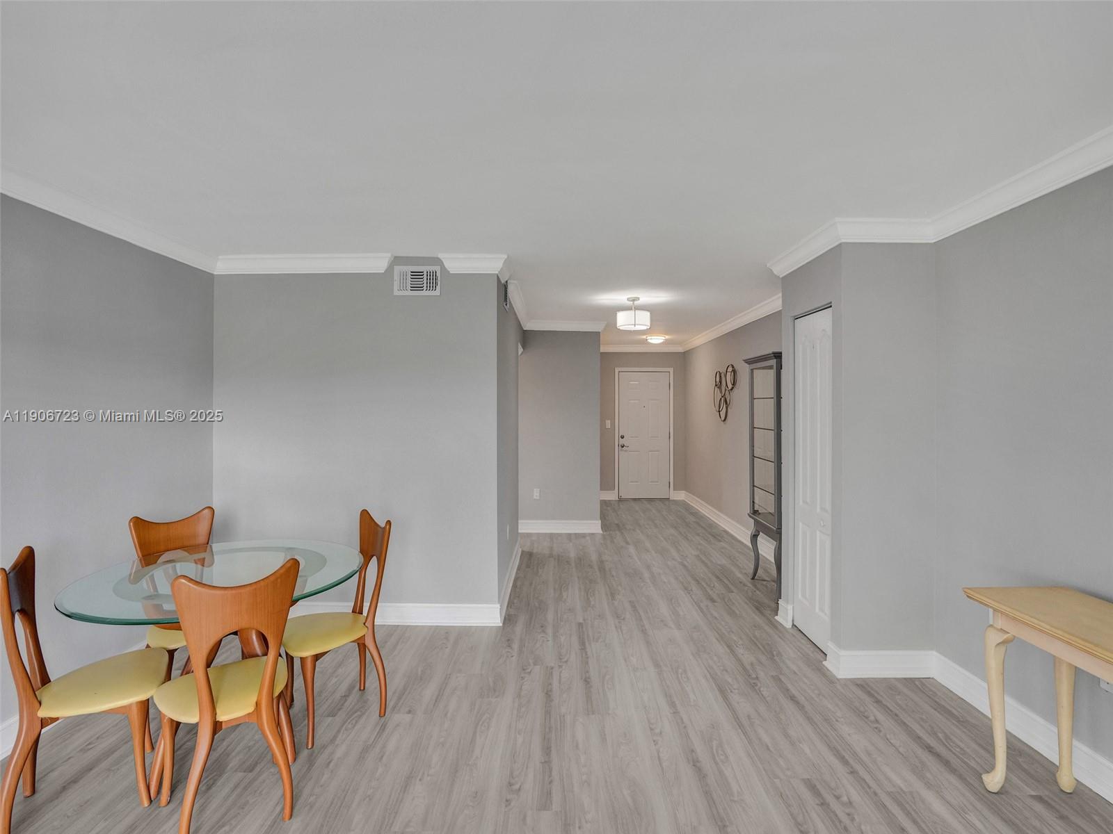 THE BEACH CLUB FONTAINEBL - Residential Lease