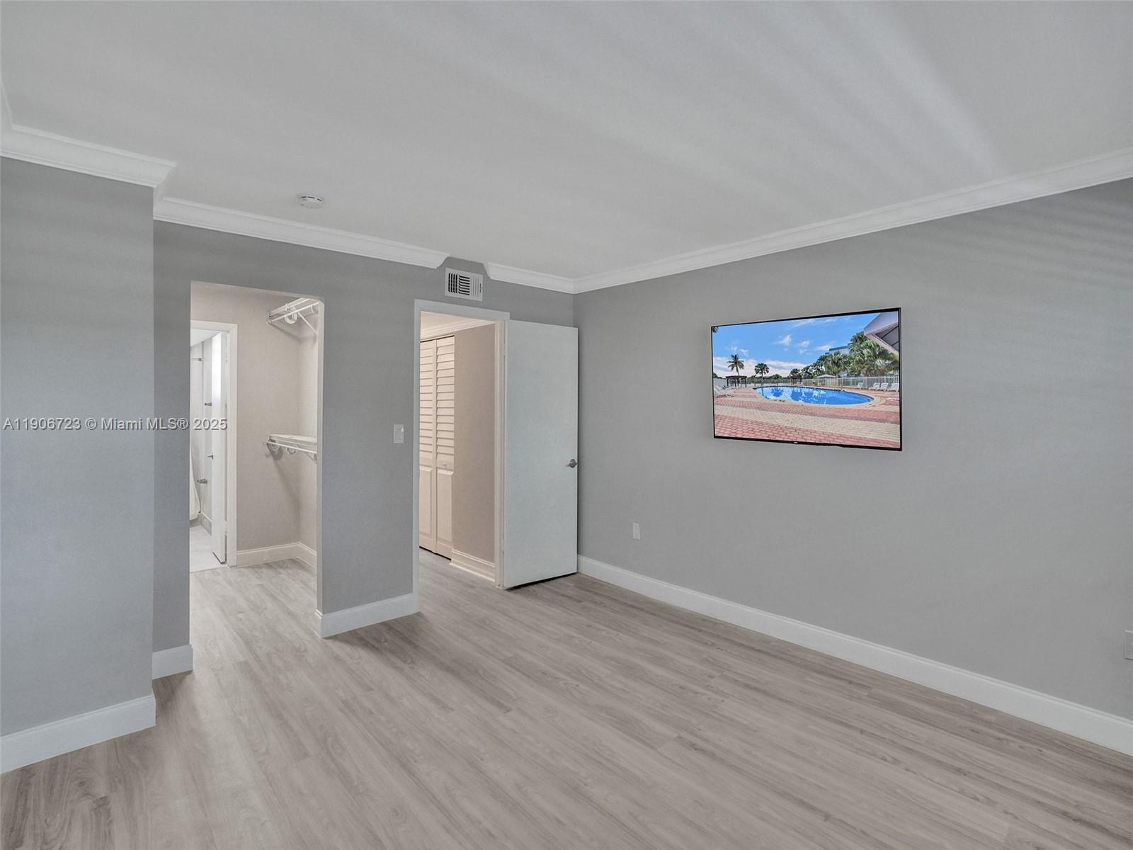 THE BEACH CLUB FONTAINEBL - Residential Lease