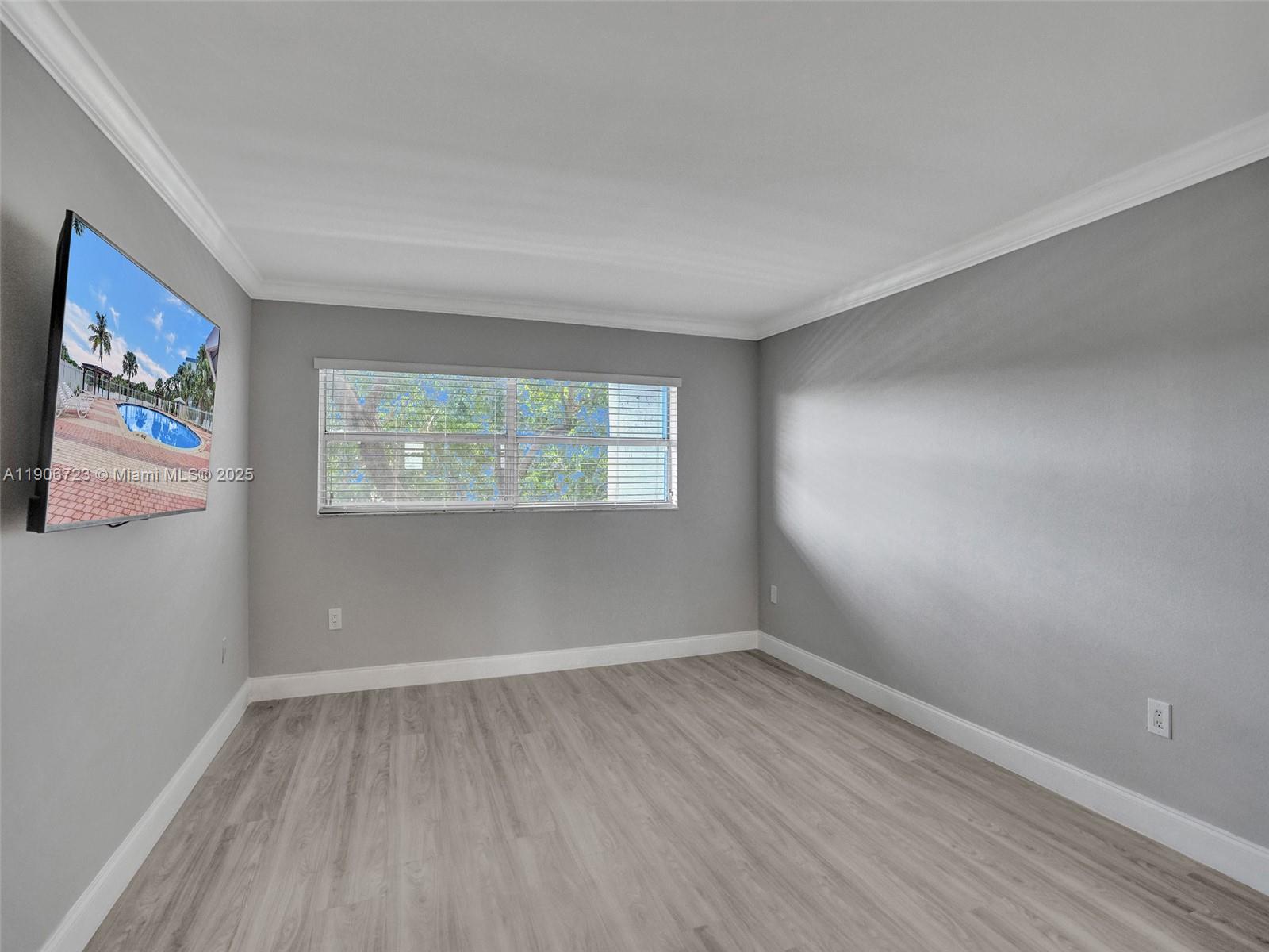 THE BEACH CLUB FONTAINEBL - Residential Lease