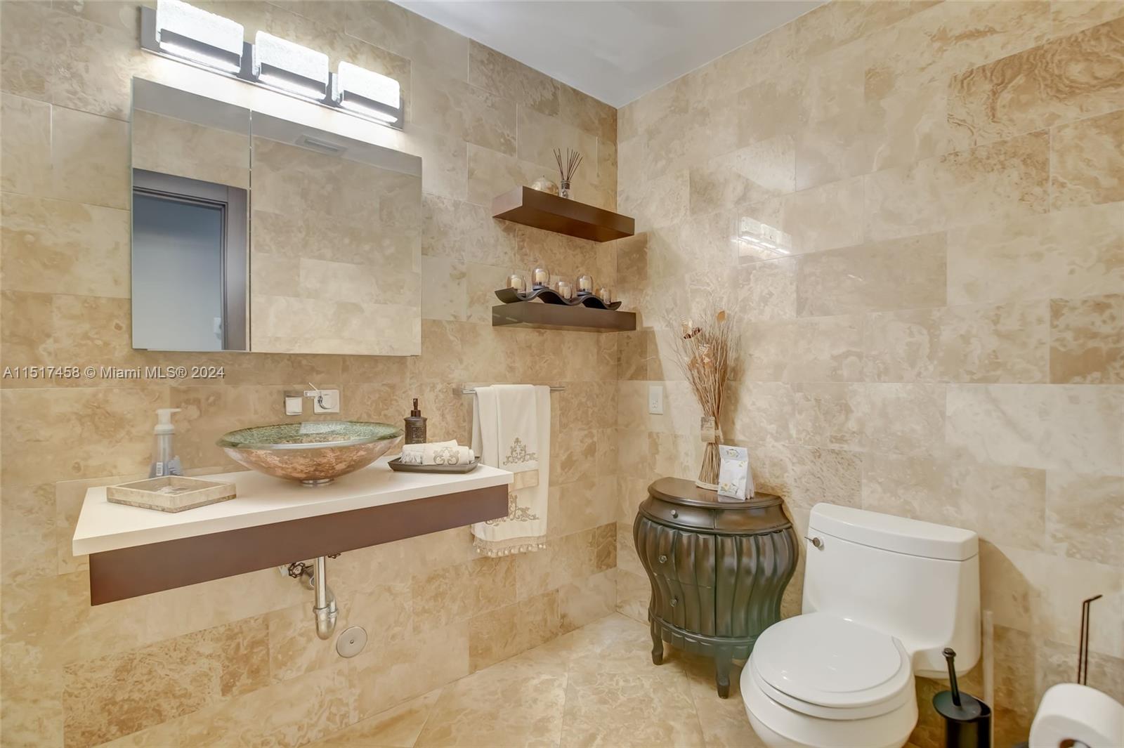 CORAL RIDGE COUNTRY CLUB - Residential