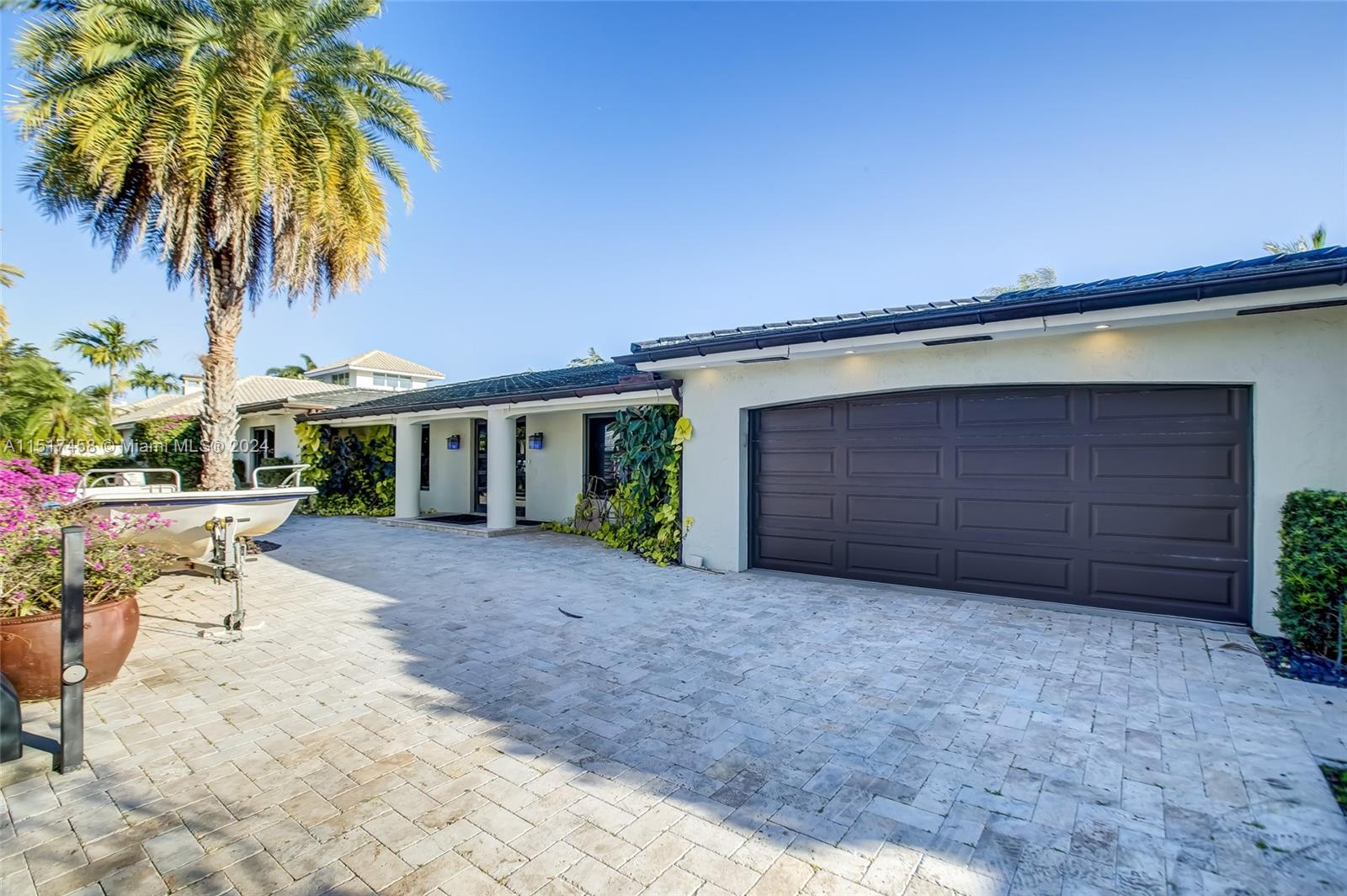 CORAL RIDGE COUNTRY CLUB - Residential