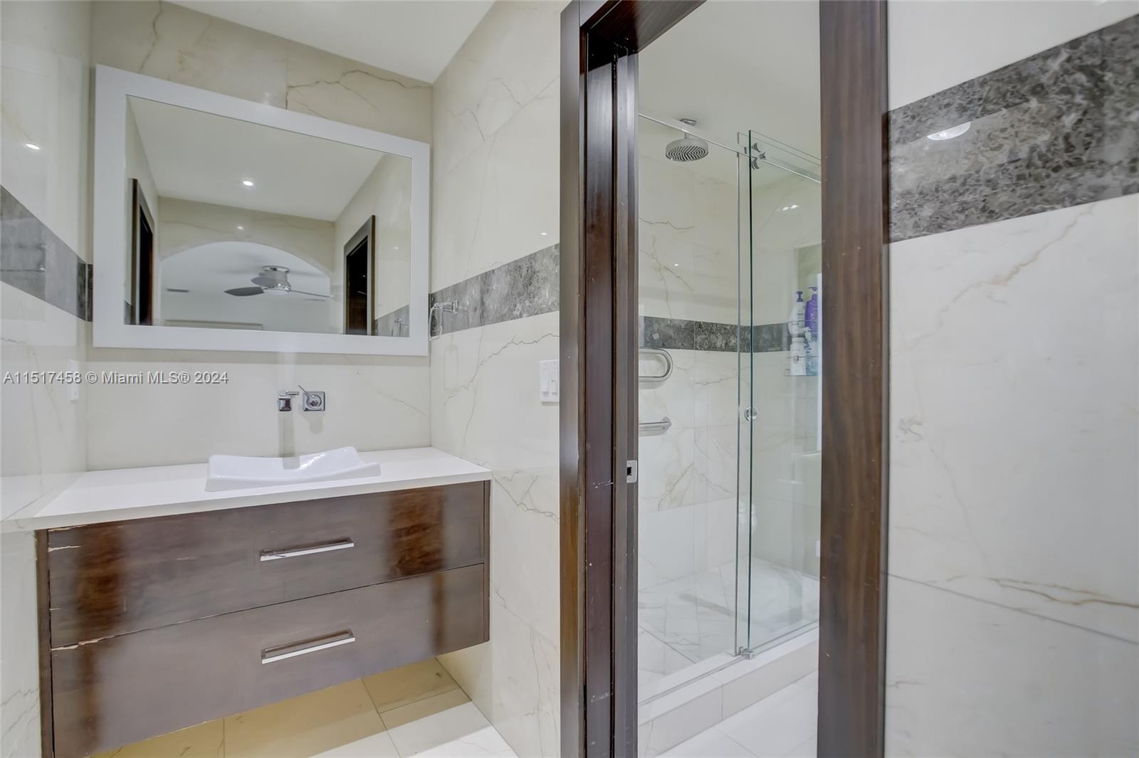 CORAL RIDGE COUNTRY CLUB - Residential