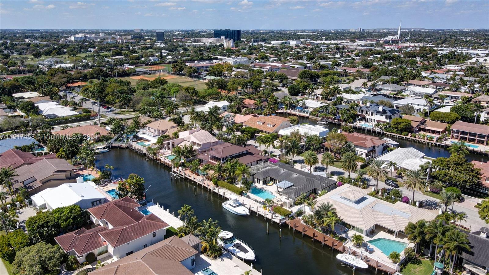 CORAL RIDGE COUNTRY CLUB - Residential